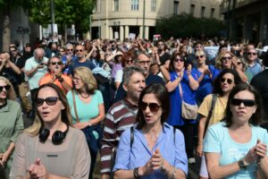 Εμπόριο: Τρία αγκάθια στον δρόμο για τις κλαδικές αυξήσεις στους μισθούς