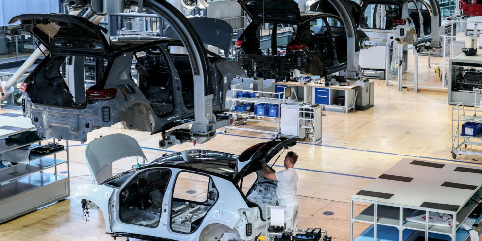 Volkswagen: Εγκρίθηκε σχέδιο για κατάργηση άλλων 50.000 θέσεων εργασίας