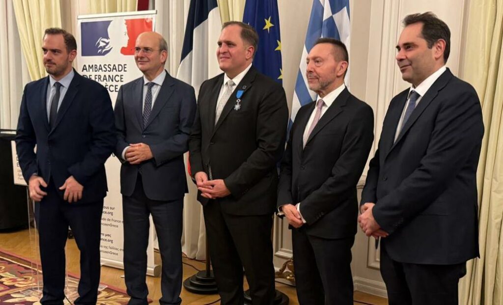 O Πιτσιλής χρίστηκε Ιππότης του Εθνικού Τάγματος Αξίας της Γαλλικής Δημοκρατίας