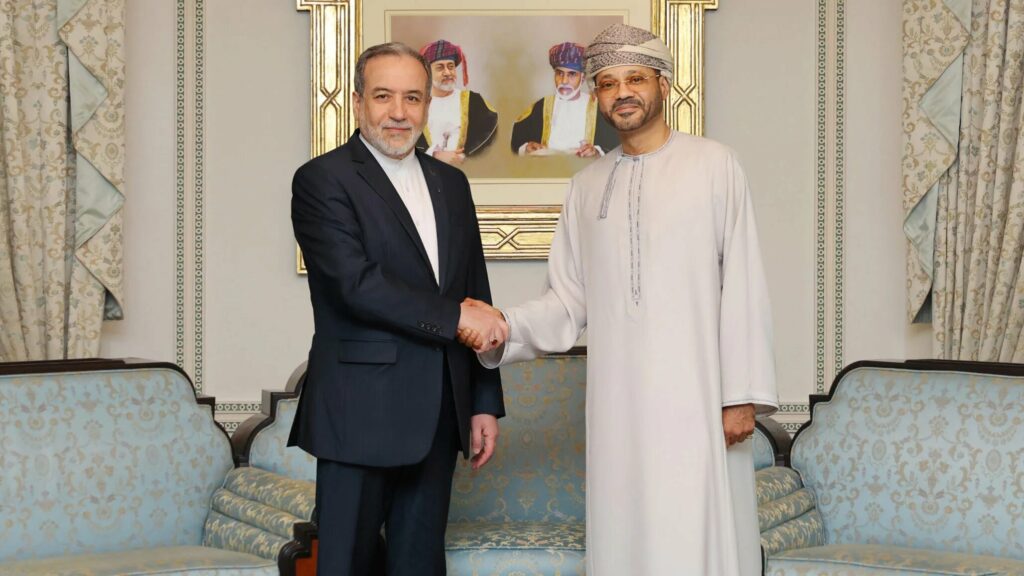 Συνομιλίες Ιράν-ΗΠΑ στο Ομάν: Συγκρατημένη αισιοδοξία για συμφωνία