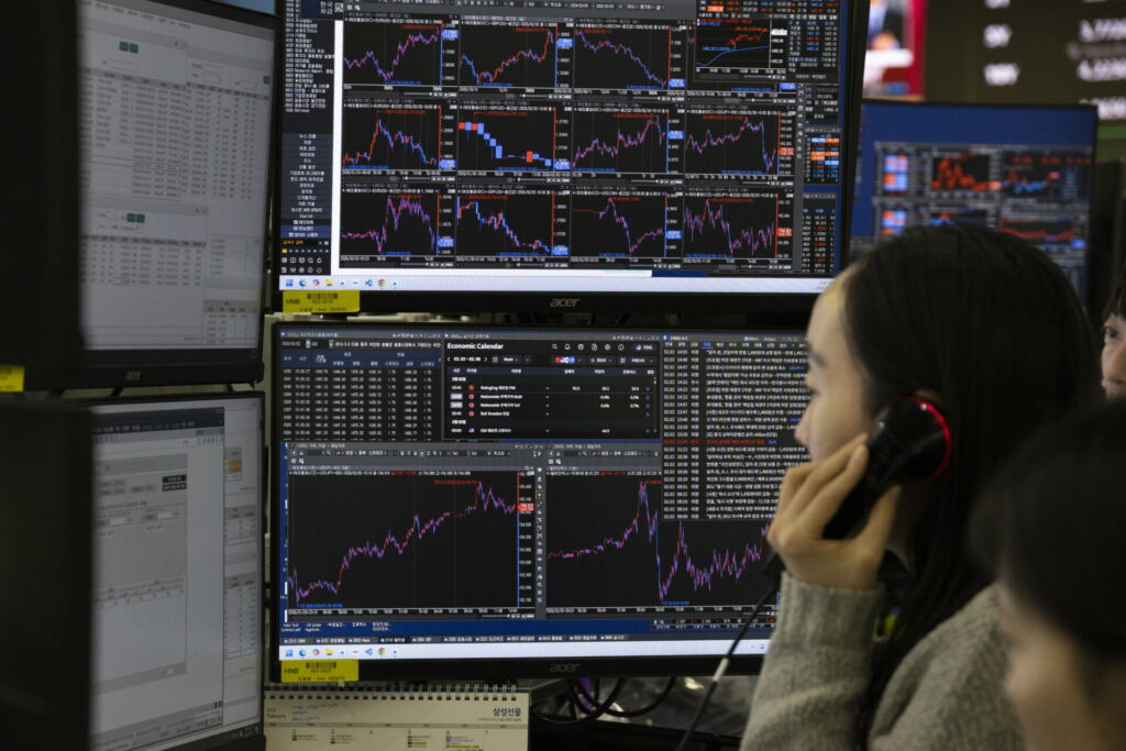Βαριές απώλειες στις ασιατικές αγορές: Πτώση 5,26% για Kospi