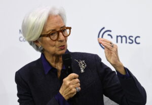 Τράπεζες: Πιο δύσκολα τα επιχειρηματικά δάνεια στην ευρωζώνη λόγω γεωπολιτικού ρίσκου, ο φόβος των επιτοκίων