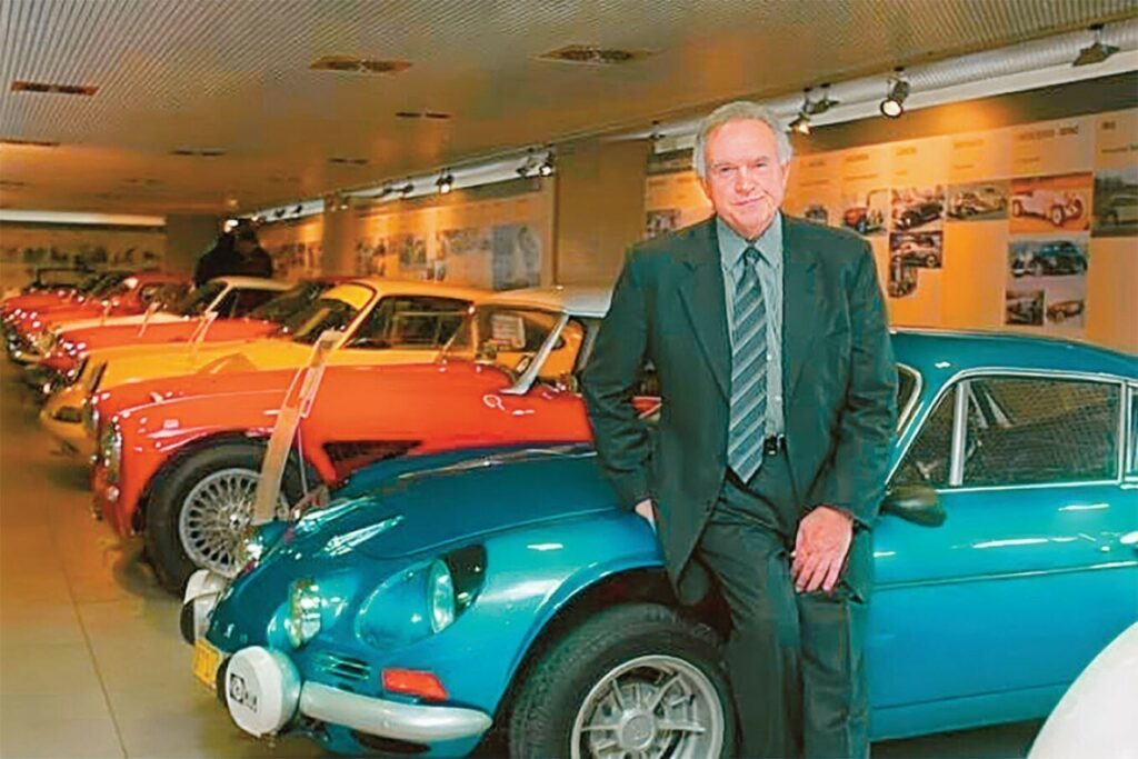 Α. Μανιατόπουλος: Η άνοδος και η πτώση του επιχειρηματία σε “μία χώρα που δεν συγχωρεί εύκολα την αποτυχία”