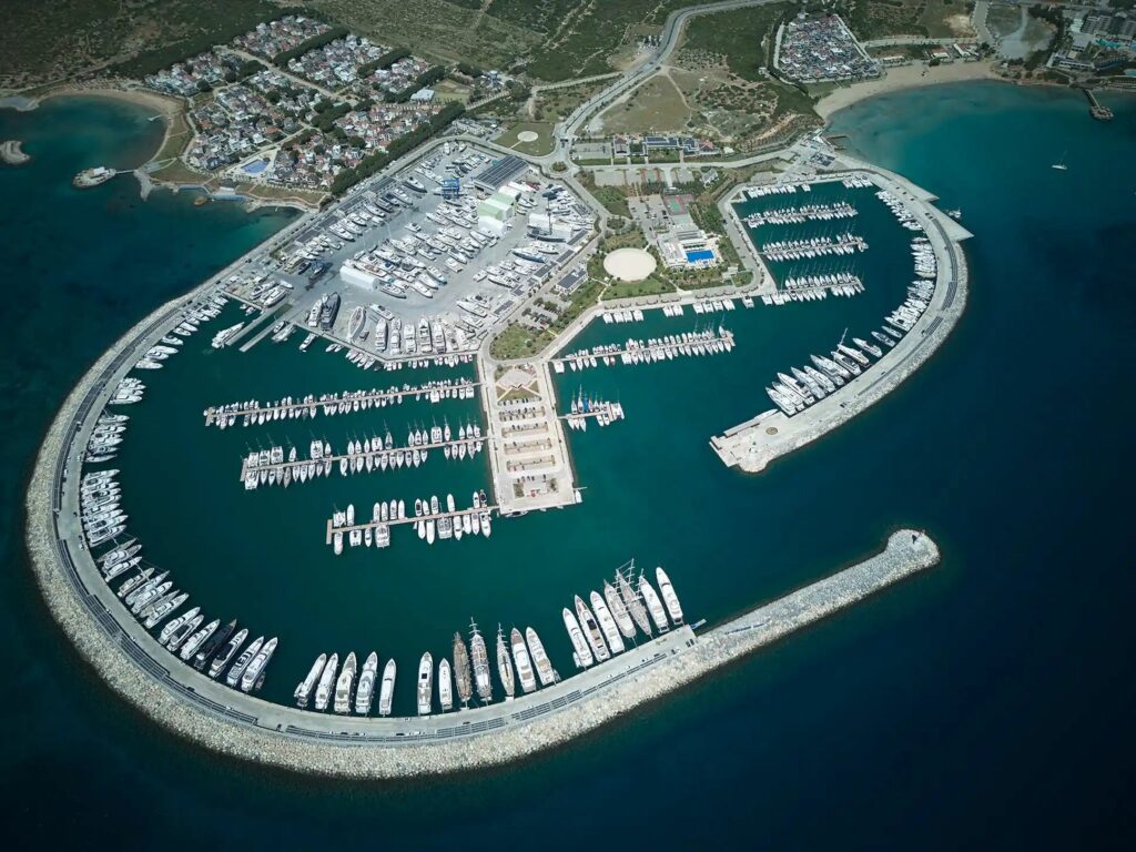 CVC: Πωλεί τις μαρίνες D-Marin έναντι 1 δισ. ευρώ