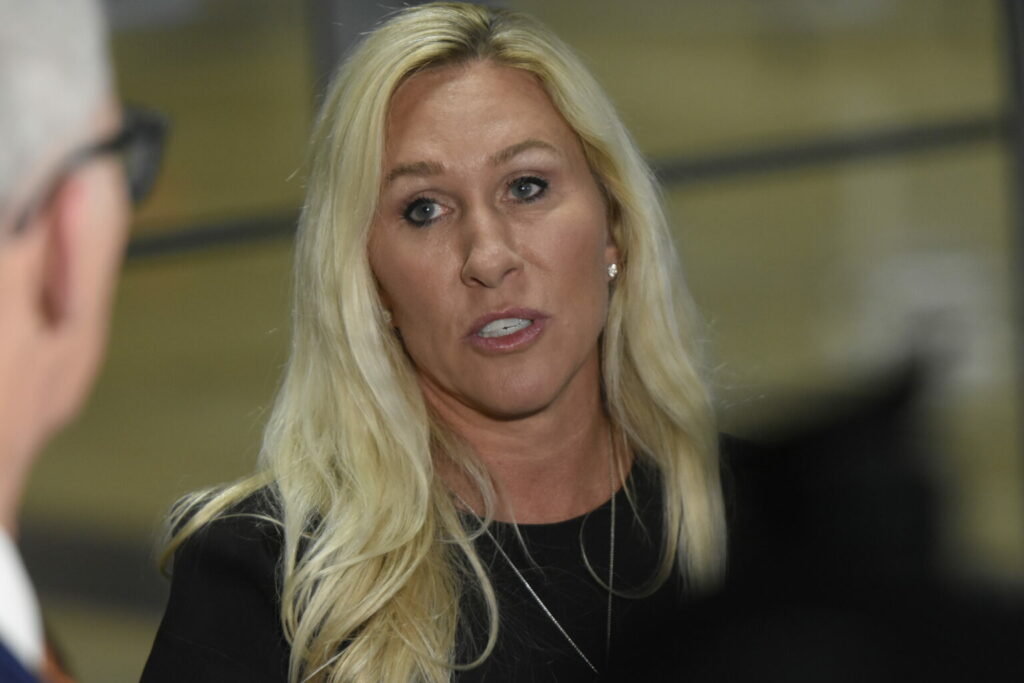 Πρώην “τραμπική” Αμερικανίδα βουλευτής καταδίκασε τα πλήγματα εναντίον του Ιράν