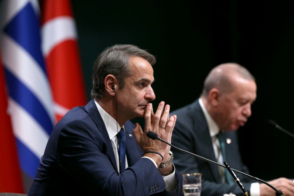 Οι εναλλακτικές του Μητσοτάκη μετά τη συνάντηση με Ερντογάν, το πρόσωπο “κλειδί” στον Λευκό Οίκο και οι μπίζνες που θα διεκδικήσει ο Τραμπ