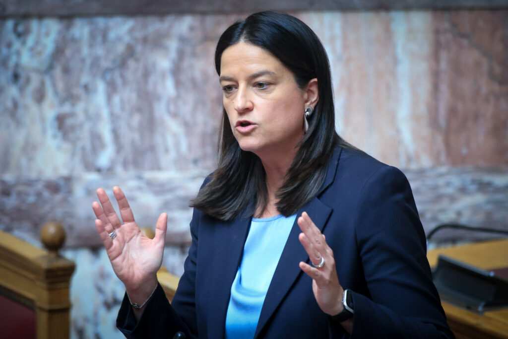 Το θεσμικό ζήτημα ακεραιότητας με τα προγράμματα κατάρτισης, η επιβάρυνση των φορολογουμένων, το ενδιαφέρον της Ευρωπαϊκής Εισαγγελίας, η μέθοδος του ενός στις συμβάσεις του ΟΒΙ και ο φάκελος Ροδόπουλου