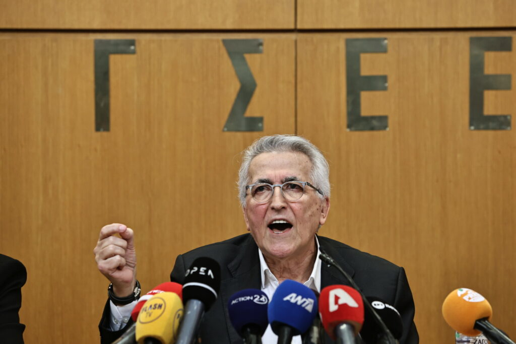 Παναγόπουλος: Όλα τα προγράμματα κατάρτισης γίνονταν με συμβάσεις και ήταν τιμολογημένα