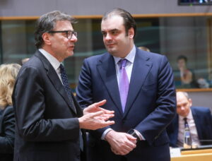 Γιατί η Ελλάδα πρέπει να συμμετάσχει στην “Πρωτοβουλία των 6” για τον σκληρό πυρήνα της Ευρωζώνης