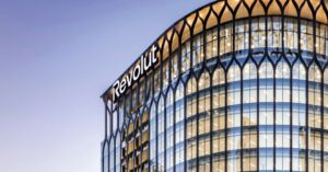 Revolut: Έρχεται στις 31 Μαρτίου στην Ελλάδα, με ενισχυμένη ταυτοποίηση και ελληνικό IBAN για όλους