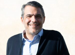 Απόστολος Σπυρόπουλος: Σφοδρή επίθεση κατά της οικογένειάς του για τους πλειστηριασμούς των οινοποιείων