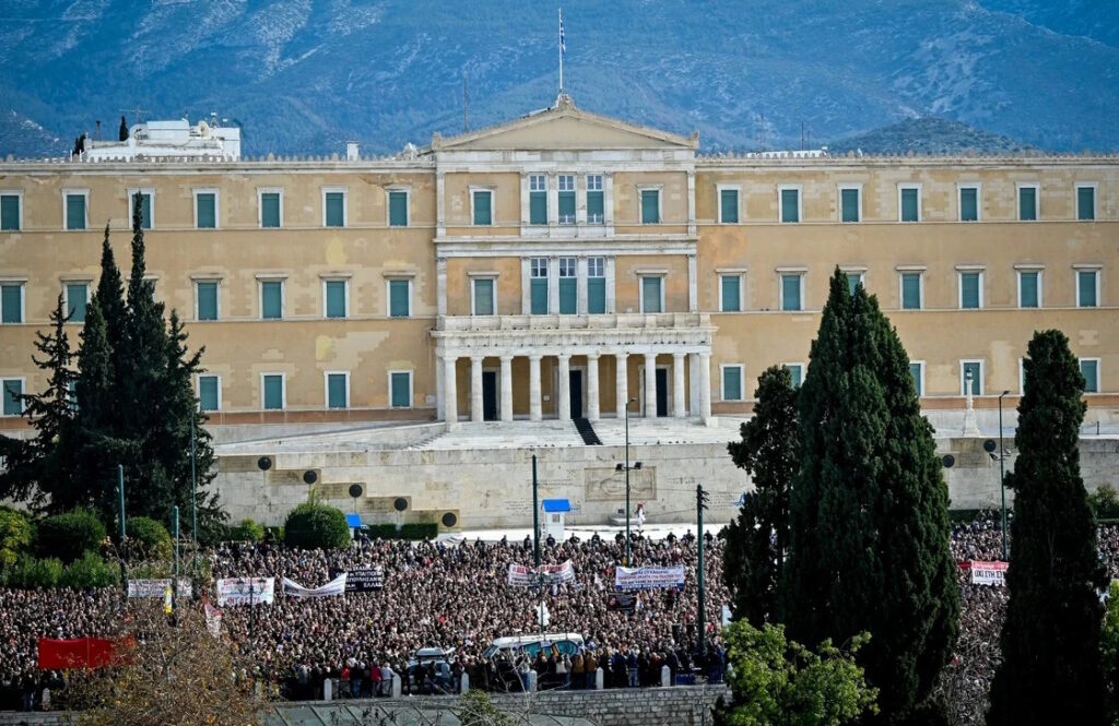 Τέμπη: Οι πόλεις σε Ελλάδα και εξωτερικό που θα γίνουν συγκεντρώσεις για τα 3 χρόνια απo την τραγωδία