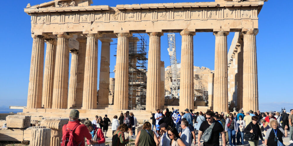 Οι 6 αγορές που έφεραν 22,6 δισ. ευρώ στον ελληνικό τουρισμό