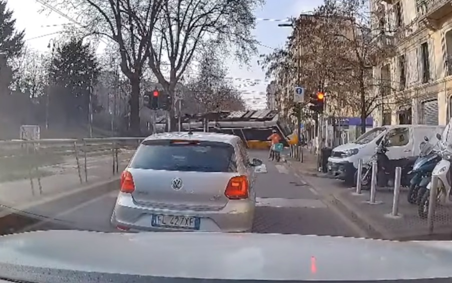 Τραγωδία στο Μιλάνο: Τι προκάλεσε το δυστύχημα με το τραμ