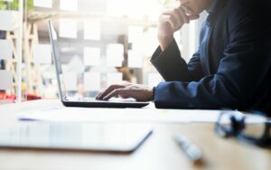 Στα 492,1 δισ. ο τζίρος των επιχειρήσεων το 2025