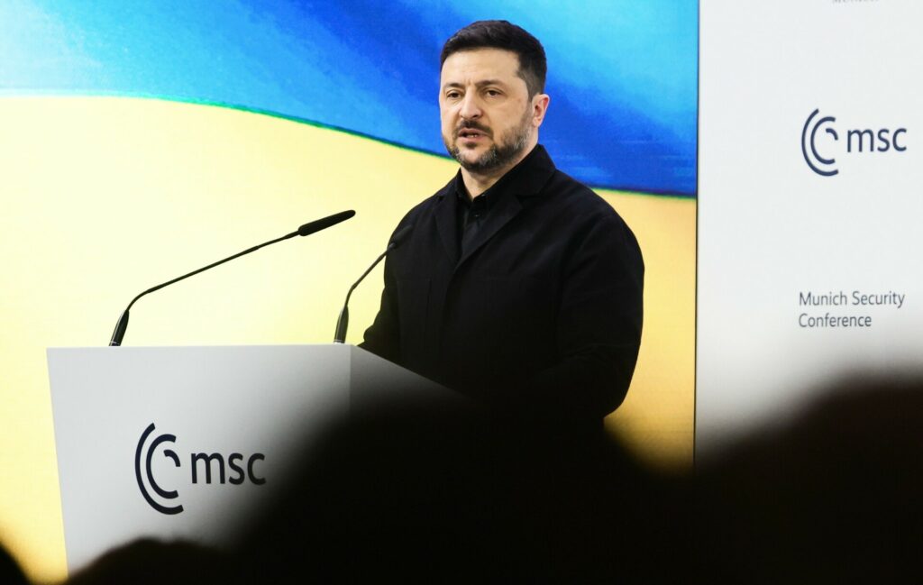 Ζελένσκι: Ανησυχεί για μονομερείς παραχωρήσεις