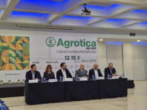 Αgrotica: Τα προβλήματα των αγροτών πλήττουν τους κλάδους εφοδίων και γεωργικών μηχανημάτων