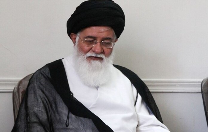 Εκλέχθηκε ο νέος ανώτατος ηγέτης του Ιράν: Ποιος είναι ο Αχμάντ Αλαμολχόντα