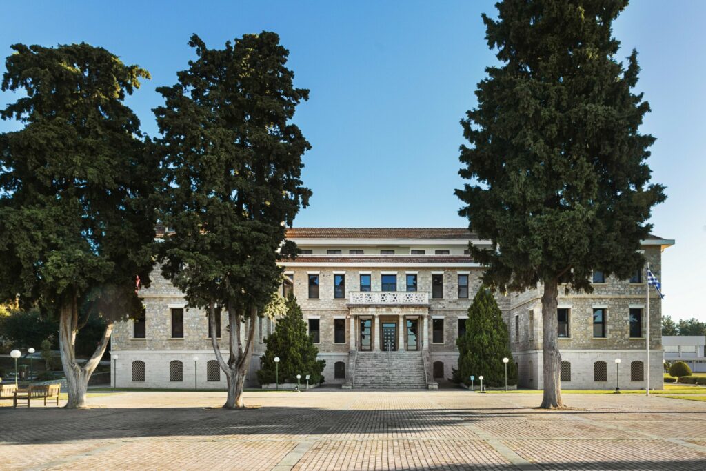 Σχολές Επιστήμης Τροφίμων και Διοίκησης Επιχειρήσεων με πτυχίο στην Αγροτική Επιχειρηματικότητα