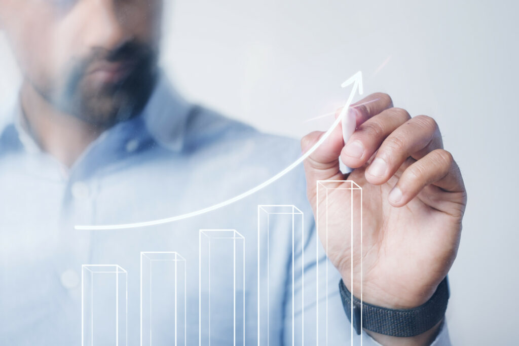 Γραφείο Προϋπολογισμού: Βλέπει χαμηλότερη ανάπτυξη έως 1,7% και πληθωρισμό έως 4% για το 2026