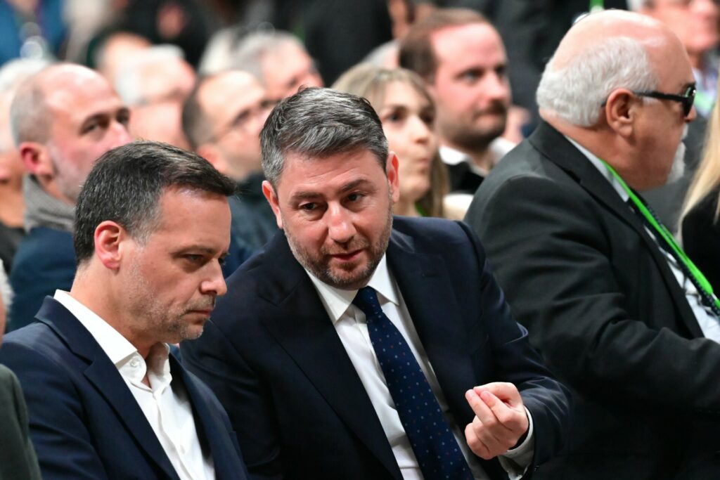 Συνέδριο ΠΑΣΟΚ: Εγκρίθηκε η Διακήρυξη, τέθηκαν οι στόχοι