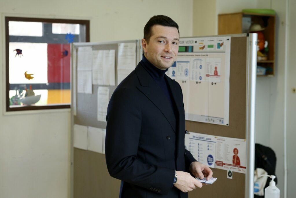 Εκλογές-βαρόμετρο στη Γαλλία ένα χρόνο πριν τις προεδρικές: Οι πιο κρίσιμες κάλπες ανάδειξης δημάρχων