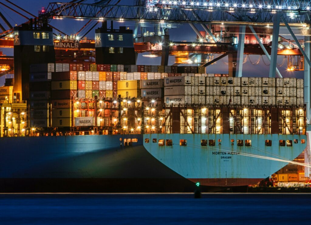 Πόλεμος στο Ιράν: Προ των πυλών νέες ανατιμήσεις σε καύσιμα, μεταφορικά και τρόφιμα