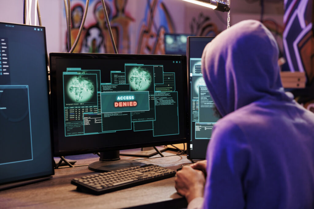 Εξαρθρώθηκαν δύο από τα μεγαλύτερα botnet: Βρίσκονταν πίσω από εκτεταμένες κυβερνοεπιθέσεις