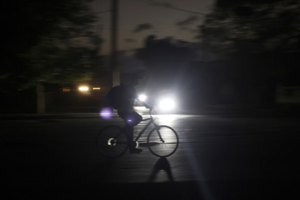 Στο σκοτάδι η Κούβα, εθνικό μπλακ άουτ εν μέσω πρωτοφανούς ενεργειακής κρίσης