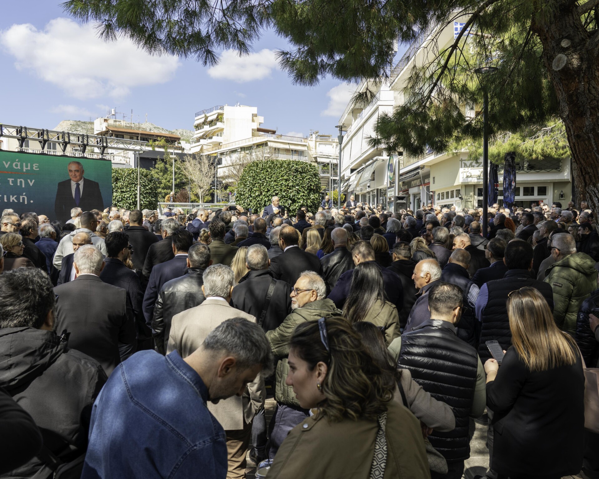 ΓΙΑΝΝΗΣ ΧΑΤΖΗΘΕΟΔΟΣΙΟΥ