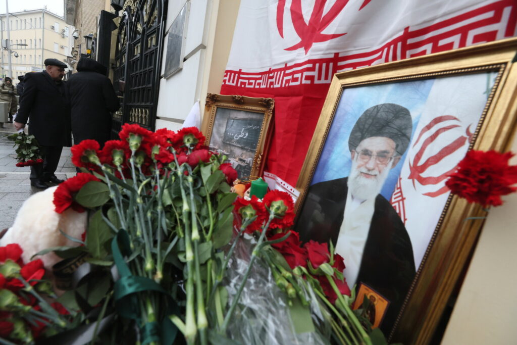 Ιράν: Νεκρή και η σύζυγος του Αλί Χαμενεΐ, υπέκυψε στα τραύματά της