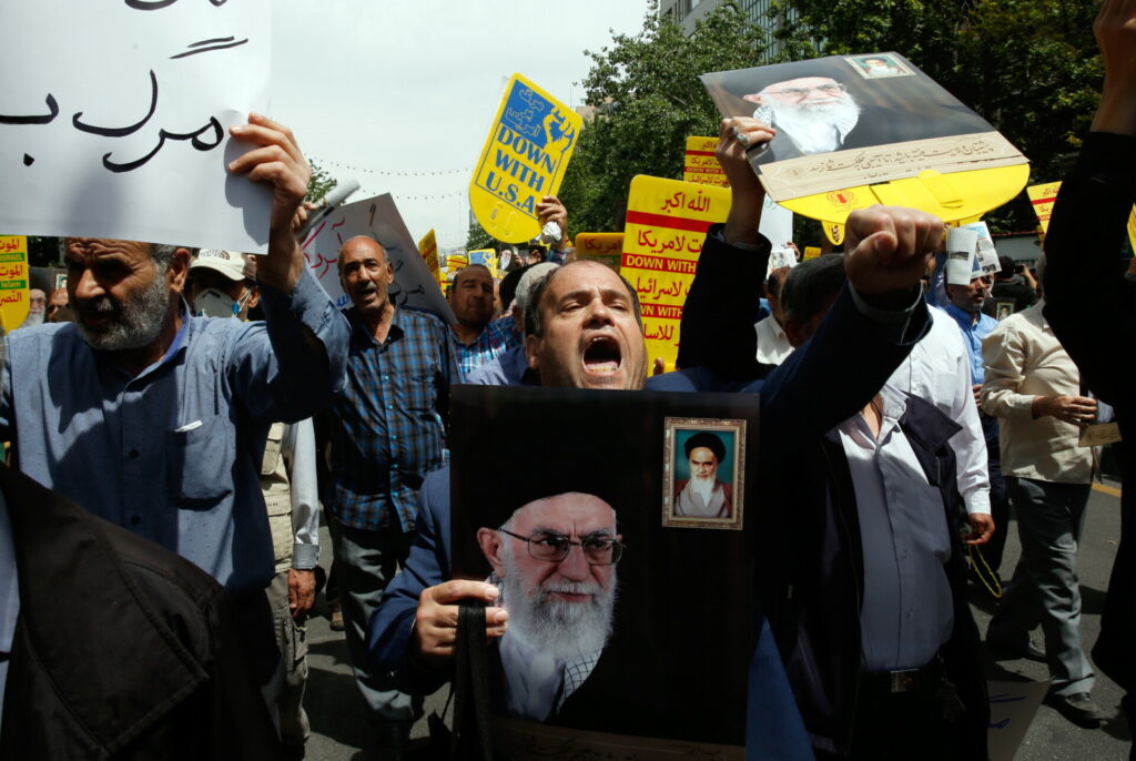 Απόρρητη έκθεση ΗΠΑ: Ο πόλεμος δεν αρκεί για να πέσει το καθεστώς του Ιράν