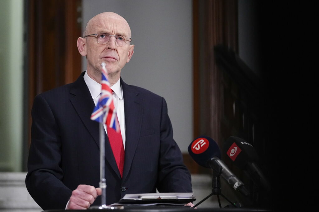 Βρετανία: Το “κρυφό χέρι” του Πούτιν κρύβεται πίσω από τα χτυπήματα με drones του Ιράν