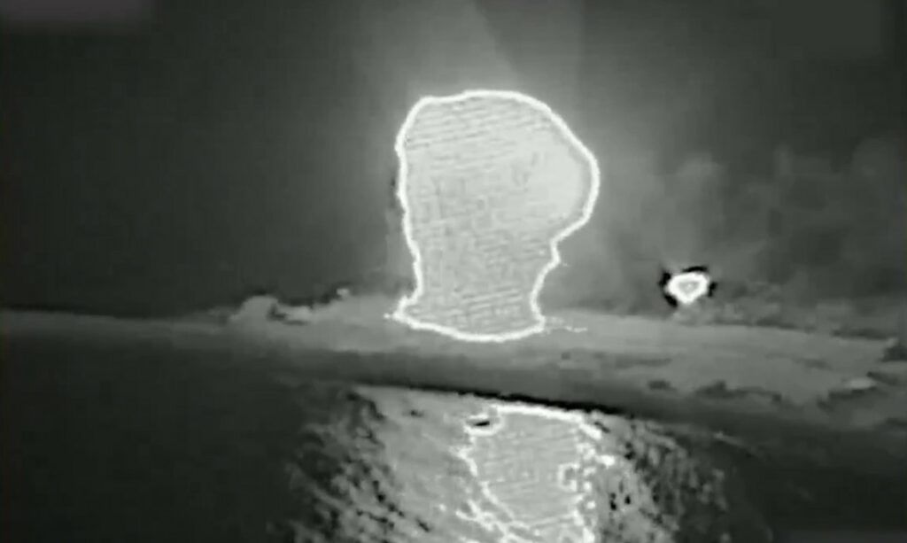 Οι ΗΠΑ ανακοίνωσαν την ολοσχερή καταστροφή του ιρανικού στόλου στον Κόλπο του Ομάν