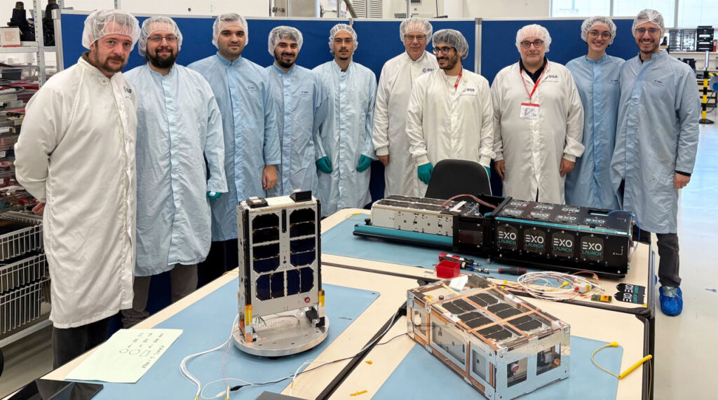 ΕΚΠΑ: Εκτοξεύτηκαν σήμερα 3 ελληνικοί νανοδορυφόροι ERMIS από βάση των ΗΠΑ