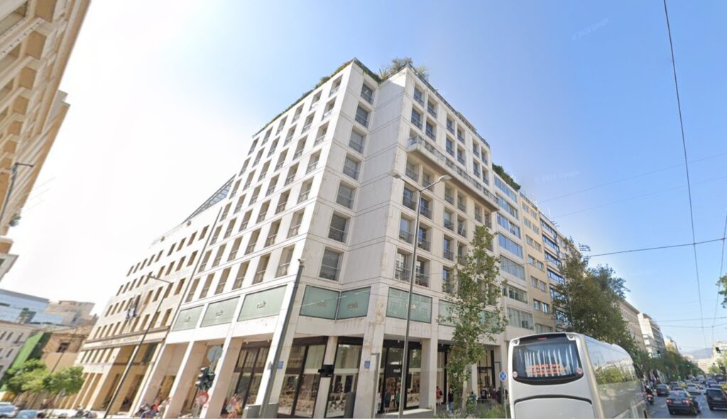 H μάχη για το φιλέτο στην Πανεπιστημίου και η αναδιάταξη του δικτύου των τραπεζών στο κέντρο