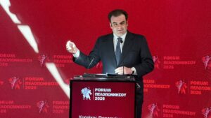 Πιερρακάκης: Θα στηρίξουμε εργαζομένους, επιχειρήσεις και παραγωγή για όσο χρειαστεί