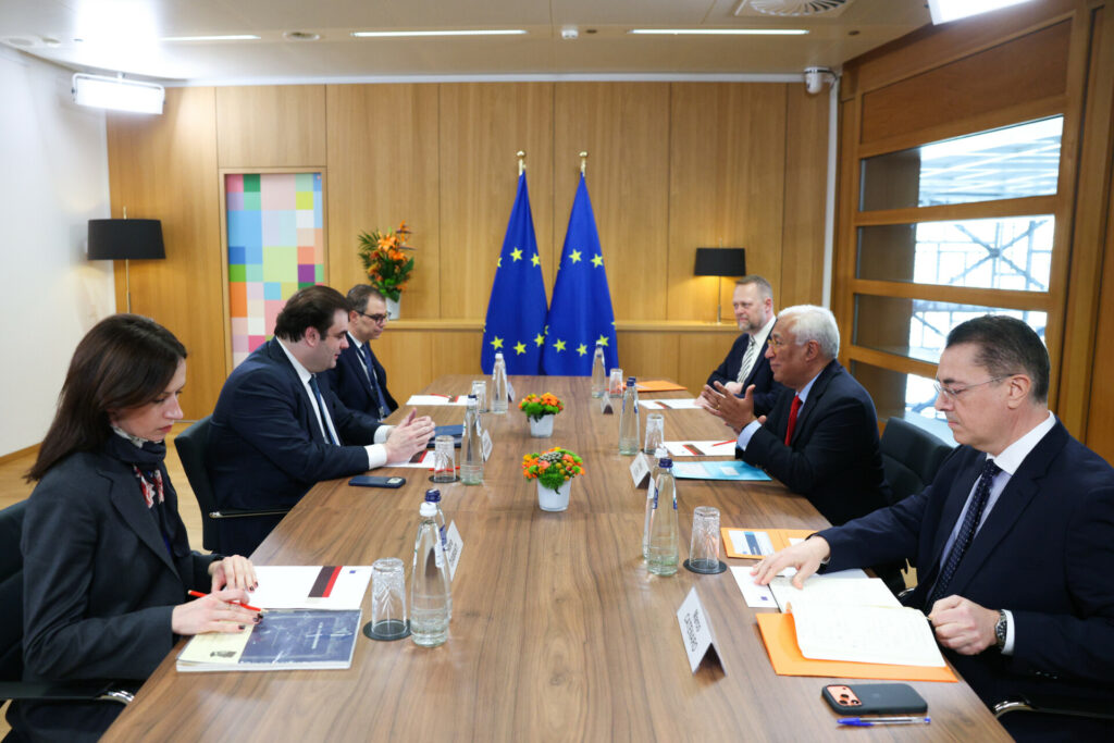 Πιερρακάκης: Συνάντηση με Κόστα, φον ντερ Λάϊεν, Λαγκάρντ εν όψει ευρωπαϊκού συμβουλίου