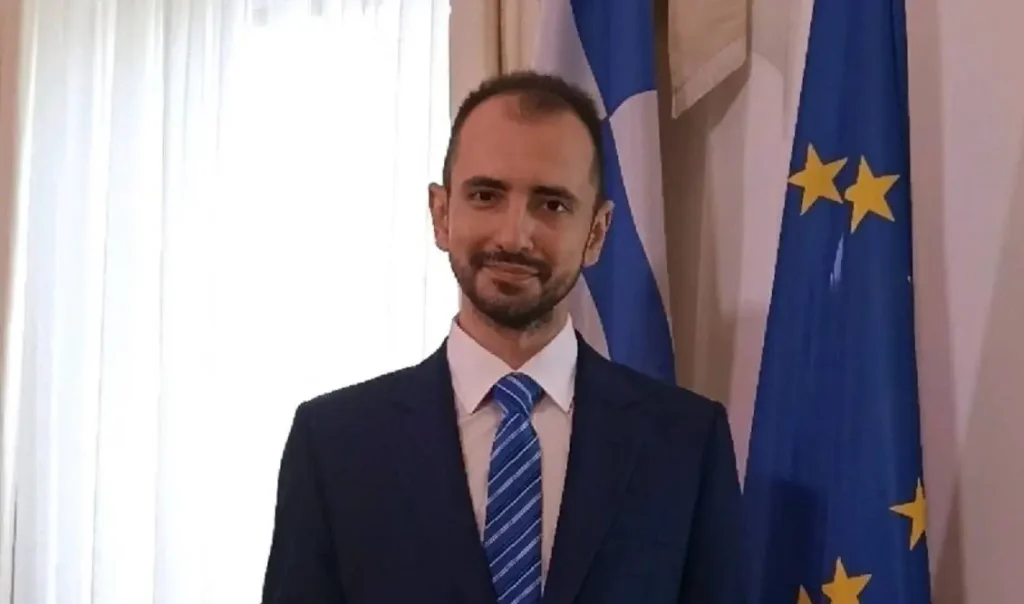 Μεταφέρεται η ελληνική πρεσβεία από την Τεχεράνη στο Μπακού του Αζερμπαϊτζάν