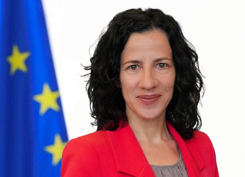 H εκτελεστική αντιπρόεδρος της Κομισιόν στην Ελλάδα για την Εθνική Κοινωνική Συμφωνία