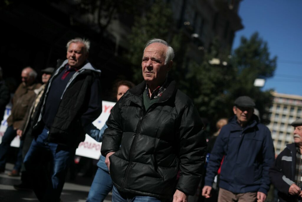 Παράθυρο για σύνταξη σε ελεύθερους επαγγελματίες οφειλέτες του νόμου Κατσέλη