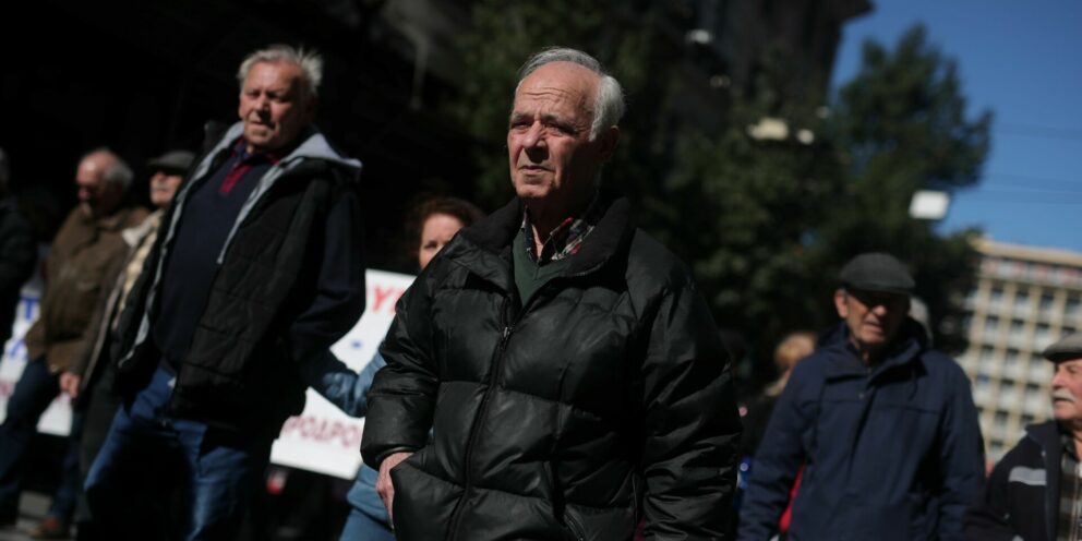 Στα σκαριά αύξηση στις συντάξεις για πάνω από 40 έτη ασφάλισης
