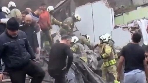 Κωνσταντινούπολη: Κατάρρευση δύο κτιρίων μετά από έκρηξη – Πληροφορίες για εγκλωβισμένους