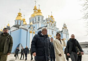 Νέα φόρμουλα για fast track διεύρυνση της ΕΕ συζητά η Κομισιόν, γιατί αντιδρά το Βερολίνο