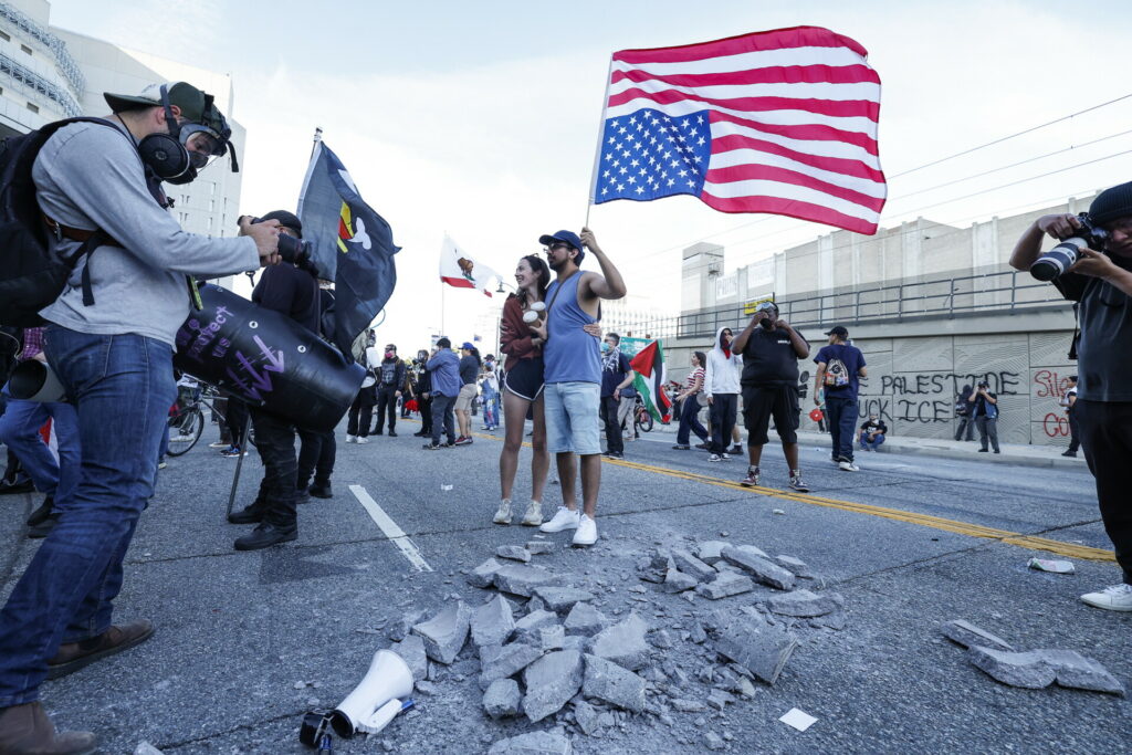 Διαδηλώσεις κατά του Τραμπ στις ΗΠΑ με το σύνθημα «No Kings»