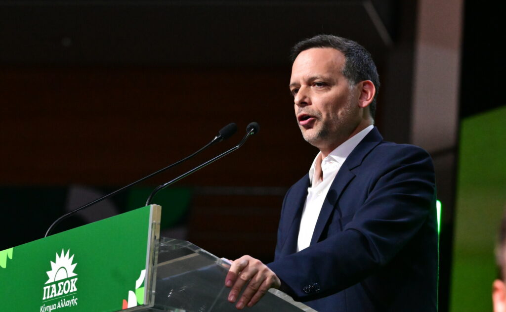 Τα σενάρια για κυβέρνηση ειδικού σκοπού, ο μίνι ανασχηματισμός, το τρίτο… επεισόδιο του Ντίλιαν, το διπλό αφήγημα της ΝΔ και το Βατερλό του Δούκα