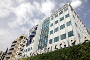 Χρηματιστήριο: Πάνω από 8 δισ. ευρώ σε δύο μήνες, “καυτό” καλοκαίρι άντλησης κεφαλαίων