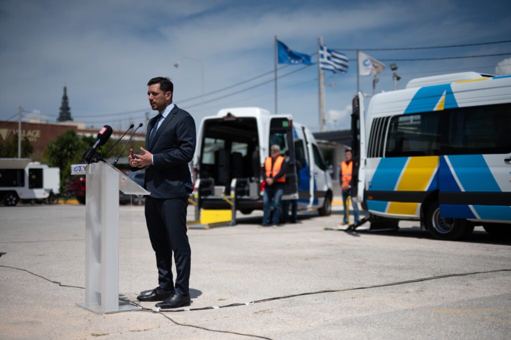 Κυρανάκης: Δωρεάν μετακινήσεις για ΑμεΑ με 10 ειδικά διαμορφωμένα οχήματα της ΟΣΥ