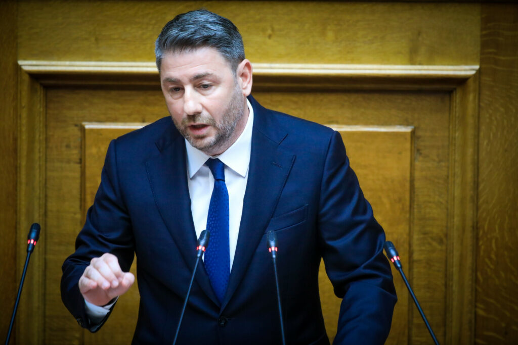 Ανδρουλάκης κατά Μητσοτάκη: Κάνατε τη Βουλή εξοχικό της ευρωπαϊκής εισαγγελίας