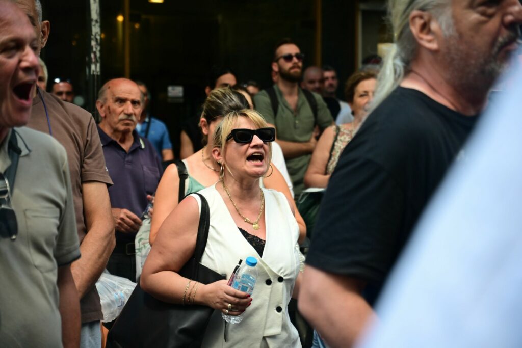 Τι θα προβλέπει η διάταξη για Βαρέα και Ανθυγιεινά σε νοσηλευτές και ΕΚΑΒ 